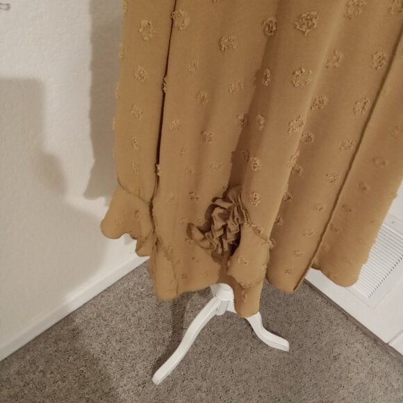 NWOT Sew Modest Mustard Swiss Dot Top - Picture 3 of 5